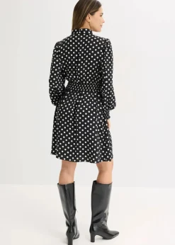 bonprix Bekleidung·Pullover & Strickjacken|Kleider^Kleid mit Schluppenkragen aus fließendem Satin schwarz/wollweiß gepunktet