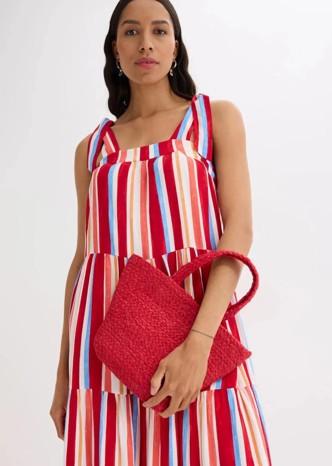bonprix Taschen^kleiner Strohshopper tiefrot