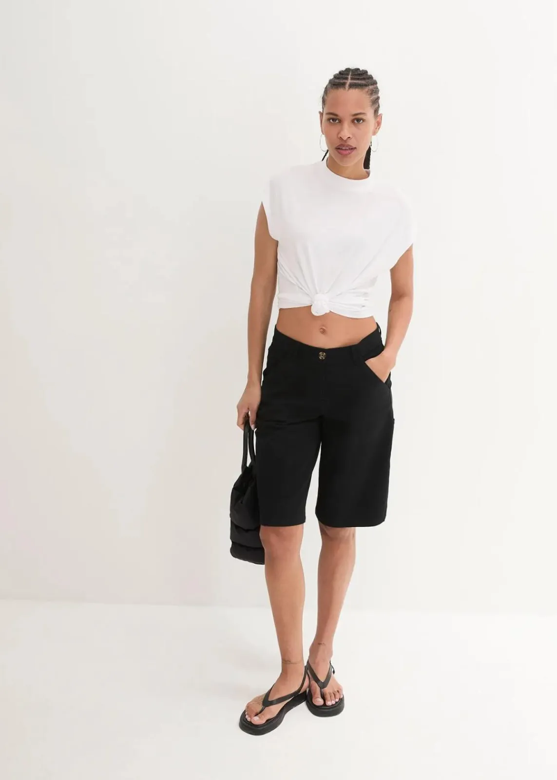 bonprix Bekleidung·Outdoorbekleidung|Bekleidung·Kleider^Knielange Baumwoll-Bermuda mit Utility-Details schwarz