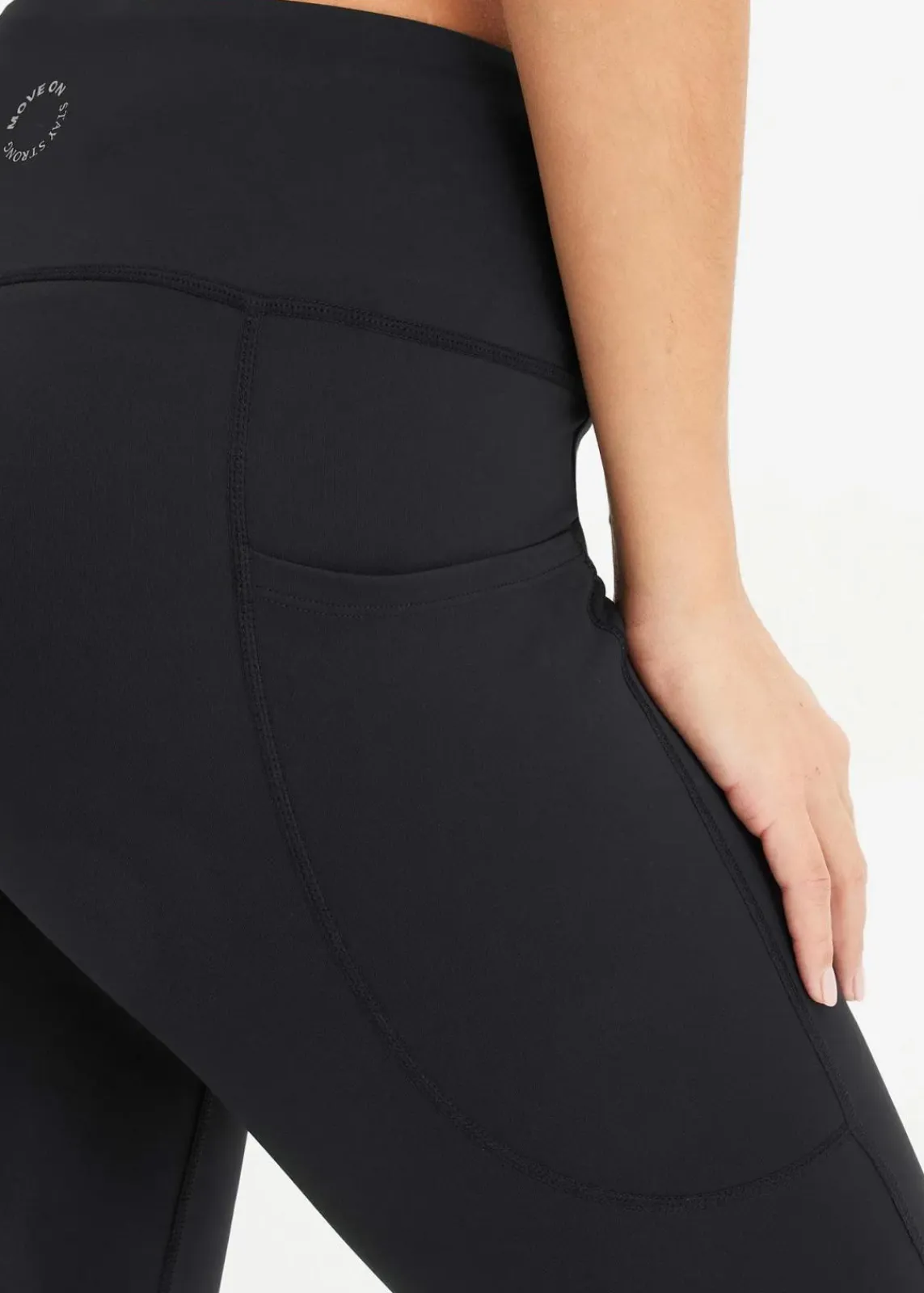 bonprix Sportbekleidung|Bekleidung·Kleider^Komfort-Sport-Leggings mit Handytasche, schnelltrocknend schwarz