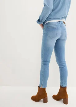 bonprix Bekleidung·Shirts & Tops|Jeans^Komfort-Stretch-7/8-Jeans mit Schlitz hellblau denim used