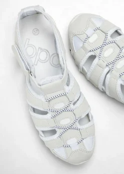 bonprix Komfortschuhe|Sommerschuhe^Komfort-Trekkingsandalen mit Profilsohle weiß