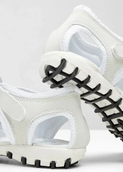 bonprix Komfortschuhe|Sommerschuhe^Komfort-Trekkingsandalen mit Profilsohle weiß
