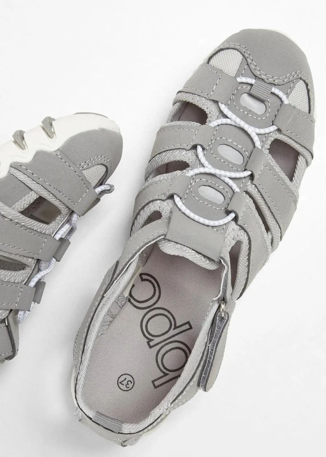 bonprix Schuhe & Accessoires In Spezialgrößen·Schuhe In Übergröße|Sommerschuhe^Komfort-Trekkingsandalen mit Profilsohle hellgrau