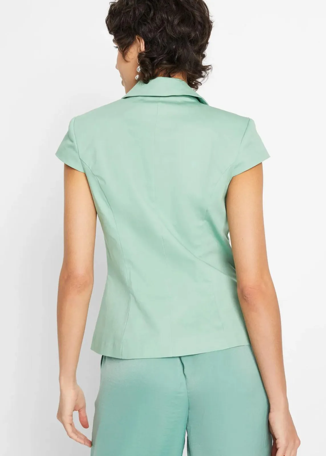 bonprix Bekleidung·Basics|Blazer^Kurzarm Blazer aus Baumwollsatin salbeigrün