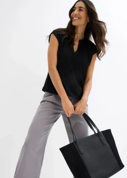 bonprix Shirts & Tops|Nachhaltigere Materialien^Kurzarmshirt mit Henley-Ausschnitt aus Viskosemix schwarz