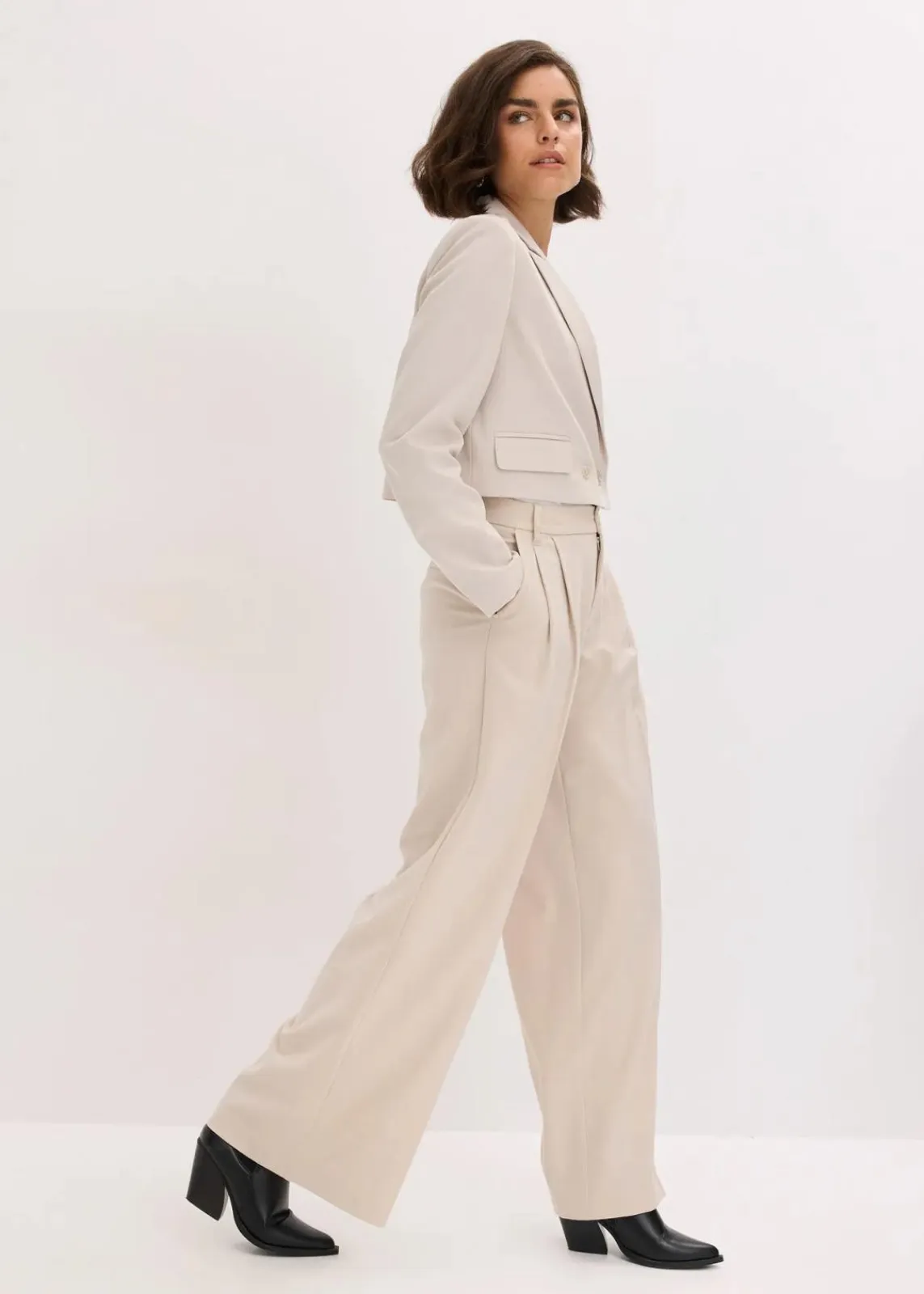 bonprix Bekleidung·Basics|Blazer^Kurzblazer steingrau