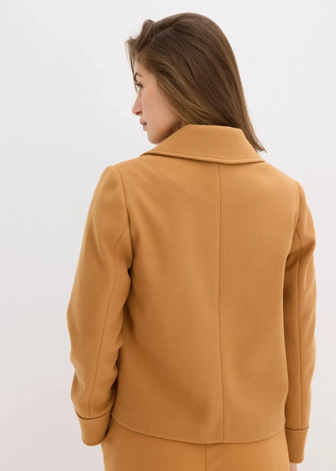 bonprix Bekleidung·Hosen|Jacken & Mäntel^Kurze Jacke in Wolloptik haselnuss