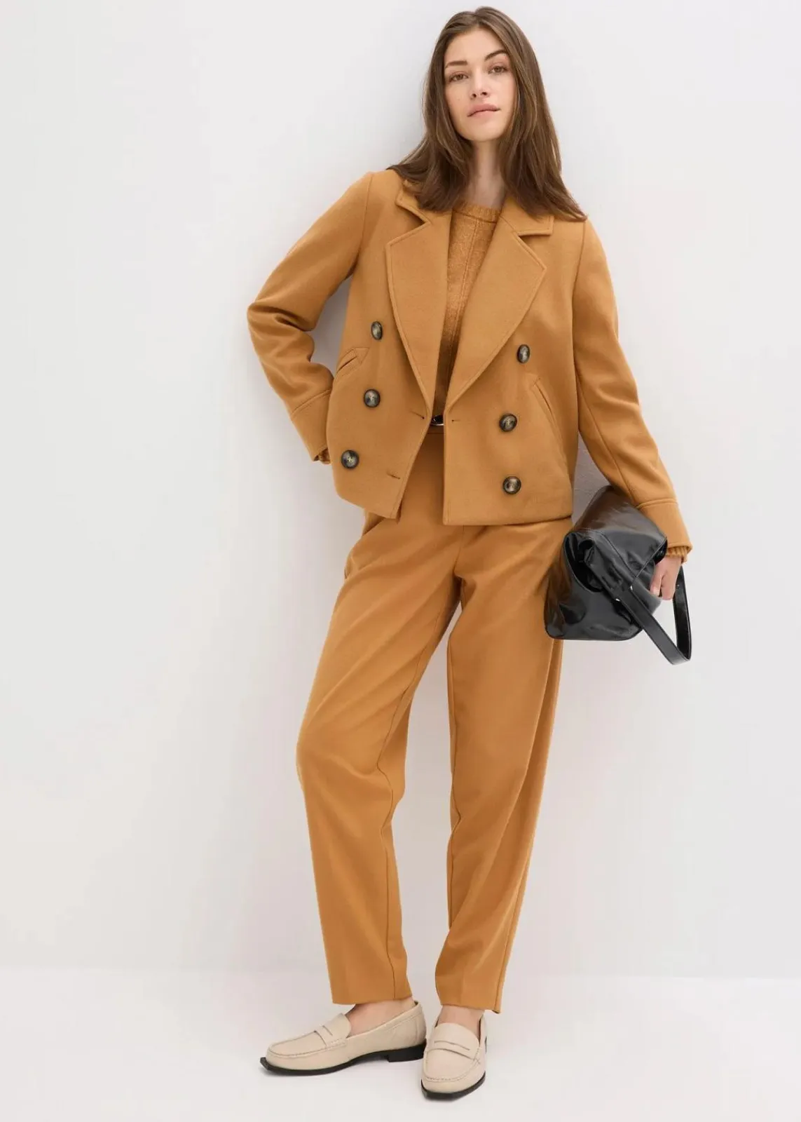 bonprix Bekleidung·Hosen|Jacken & Mäntel^Kurze Jacke in Wolloptik haselnuss