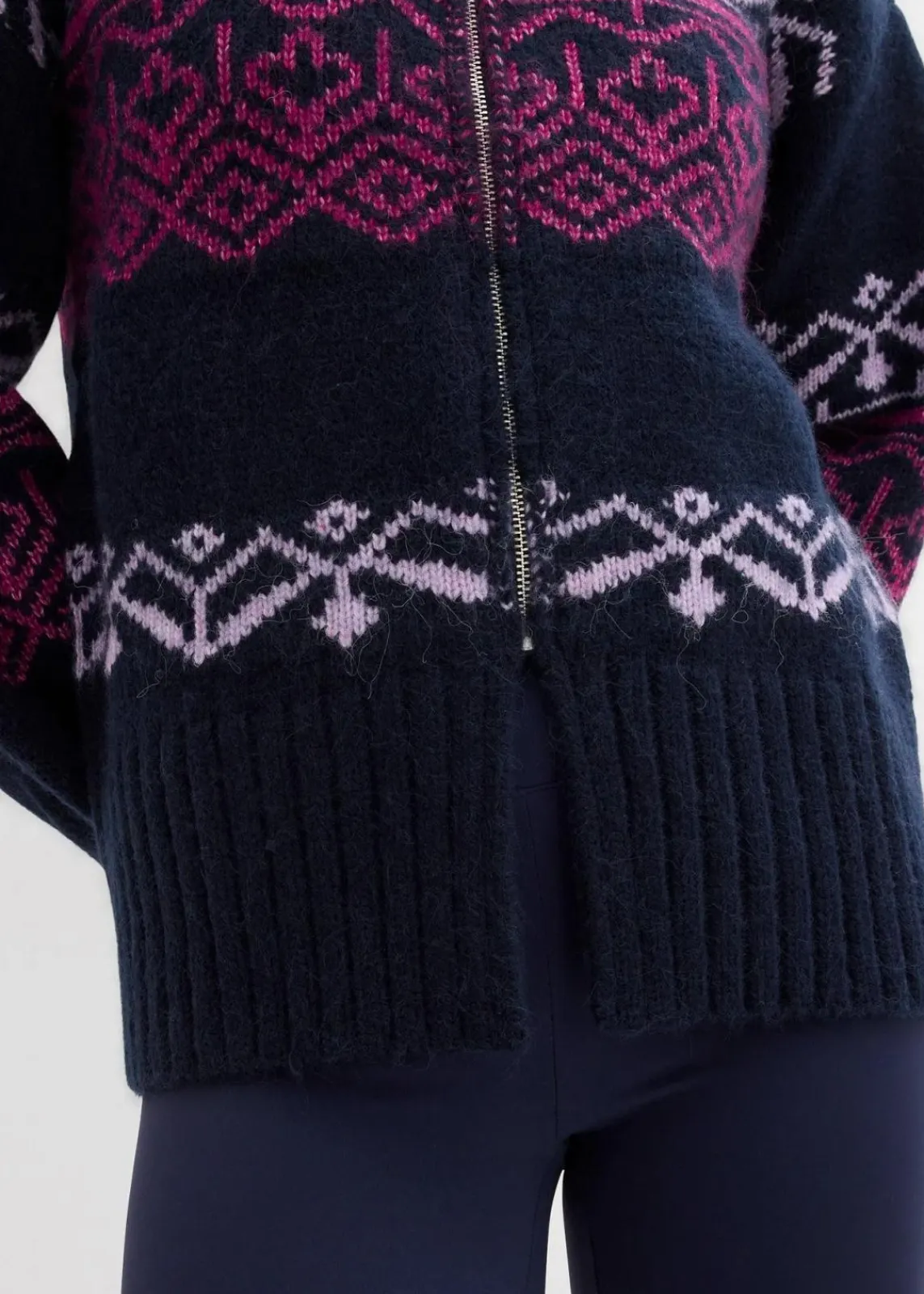 bonprix Pullover & Strickjacken|Bekleidung·Jeans^Kurze Norweger-Strickjacke dunkelblau bedruckt