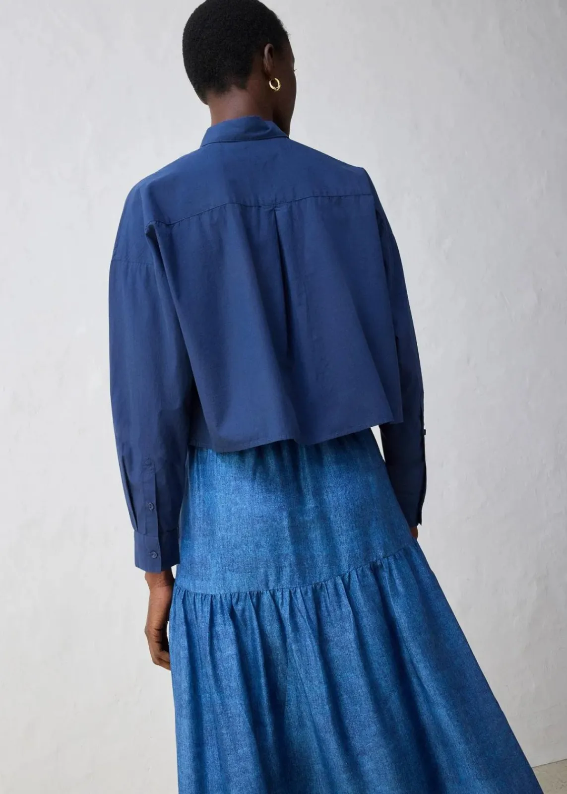 bonprix Blusen & Tuniken|Bekleidung·Jacken & Mäntel^Kurze Oversize Bluse mit Seidenanteil dunkelblau