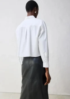bonprix Bekleidung·Jacken & Mäntel|Blusen & Tuniken^Kurze Oversize Bluse mit Seidenanteil weiß