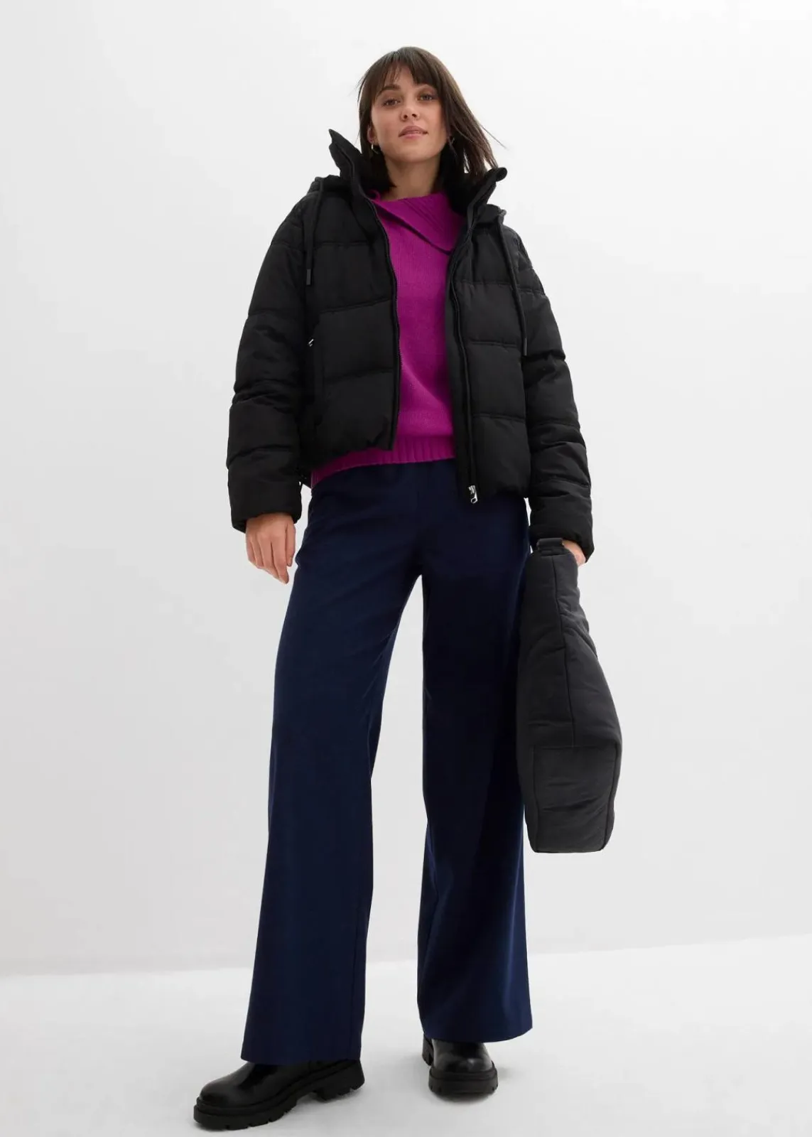 bonprix Bekleidung·Hosen|Nachhaltigere Materialien^Kurze Steppjacke schwarz