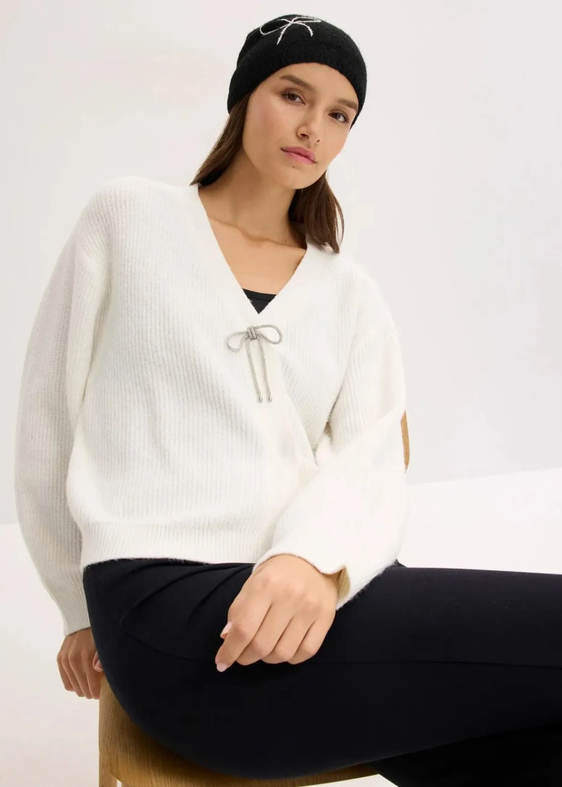 bonprix Bekleidung·Umstandsmode|Strickmode^Kurze Strickjacke wollweiß