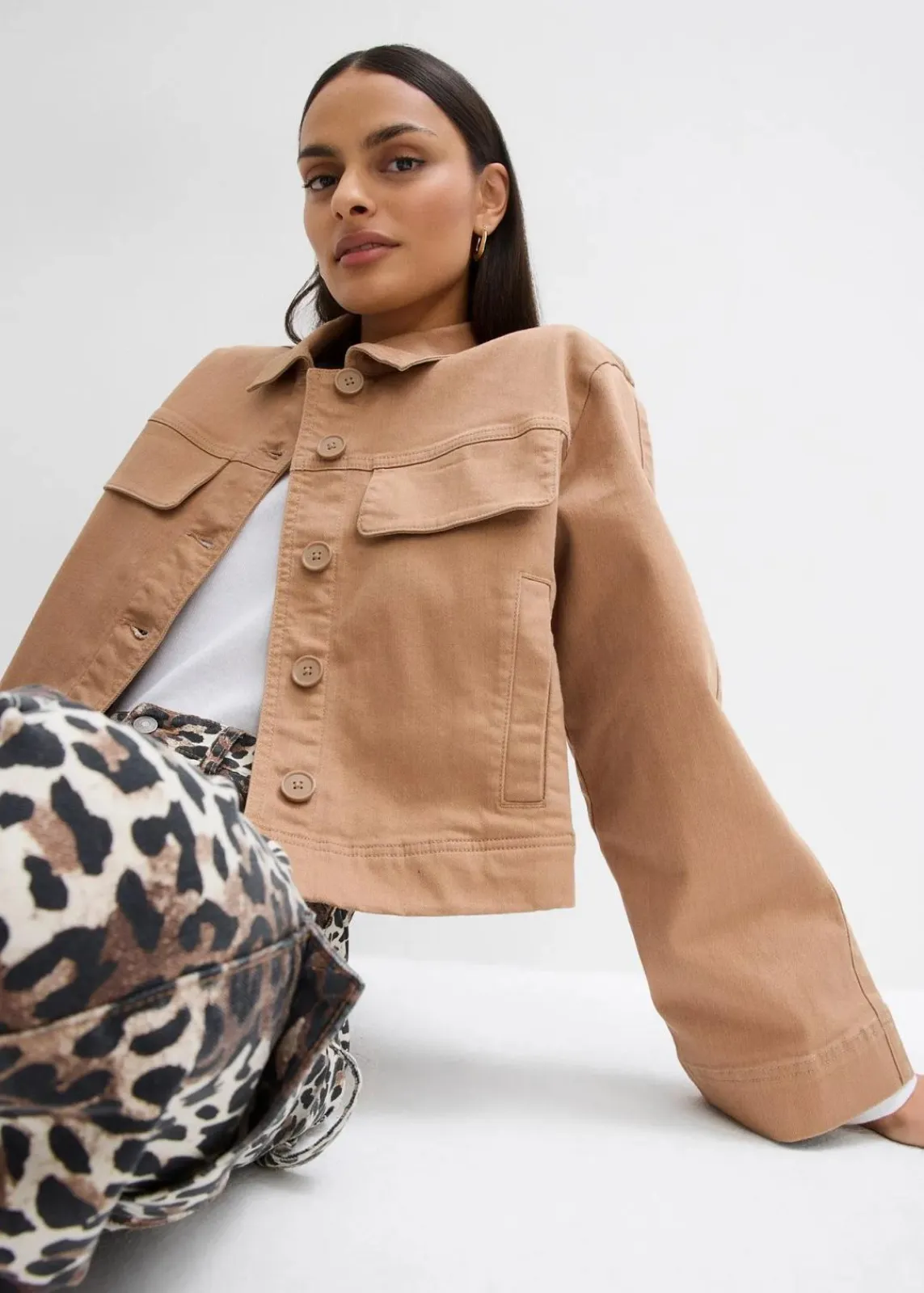 bonprix Bekleidung·Hosen|Jacken & Mäntel^Kurze Twill-Jacke camel