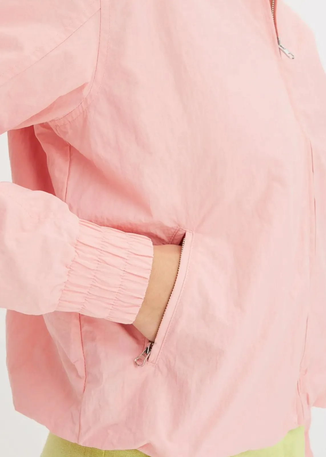 bonprix Jacken & Mäntel|Bekleidung·Hosen^Kurzer Soft-Blouson softrosa