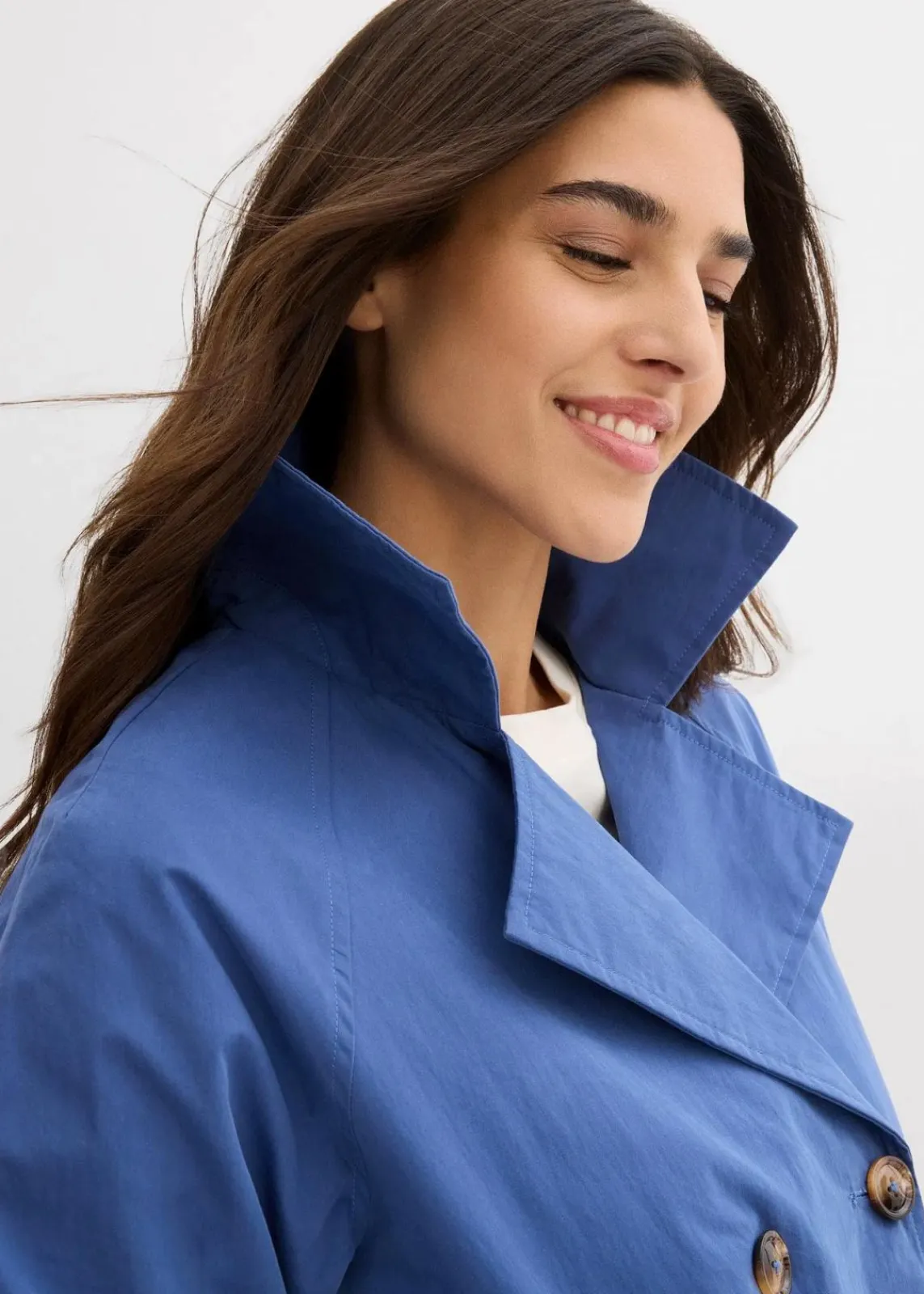 bonprix Jacken & Mäntel^kurzer Trenchcoat hellindigo