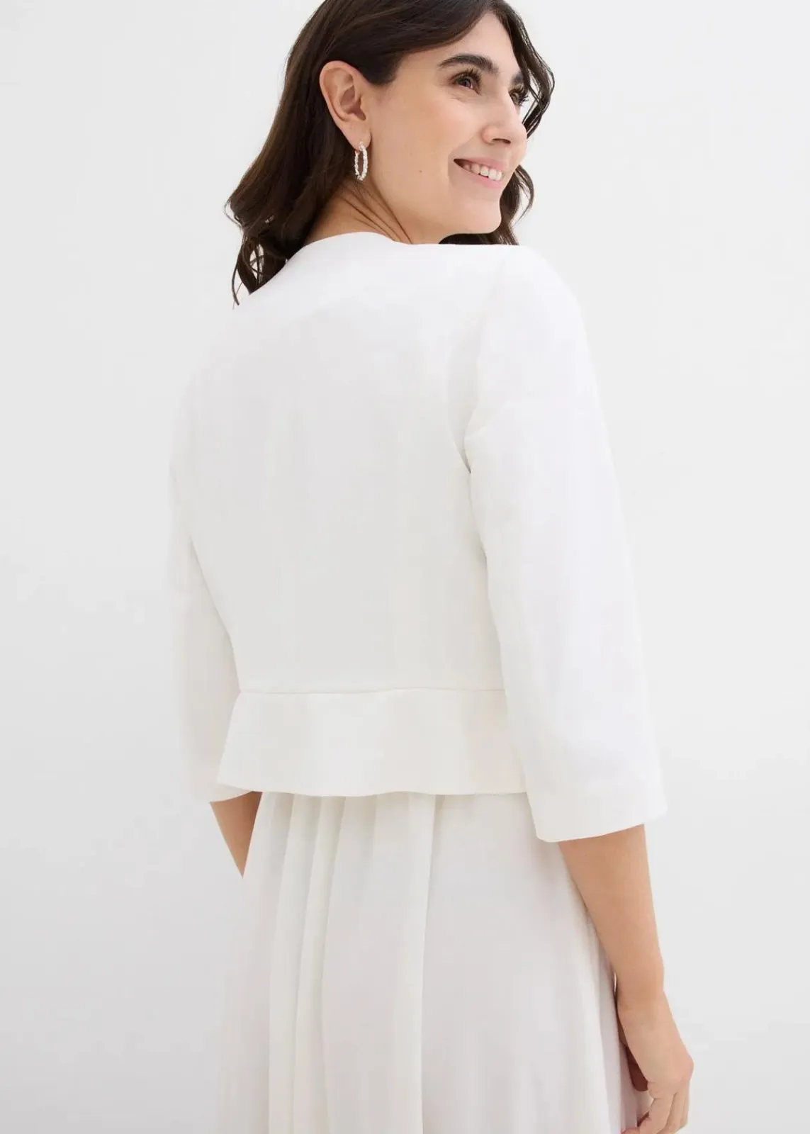 bonprix Bekleidung·Blazer|Umstandsmode^Kurzer Umstandsblazer aus Satin wollweiß