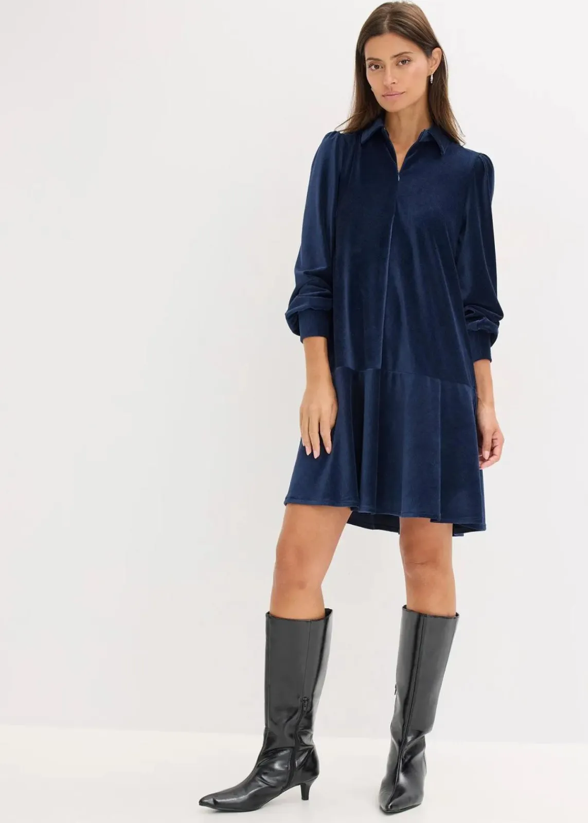 bonprix Kleider^Kurzes Cord-Kleid dunkelblau