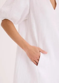 bonprix Bekleidung·Pullover & Strickjacken|Kleider^Kurzes Kleid aus Musselin weiß