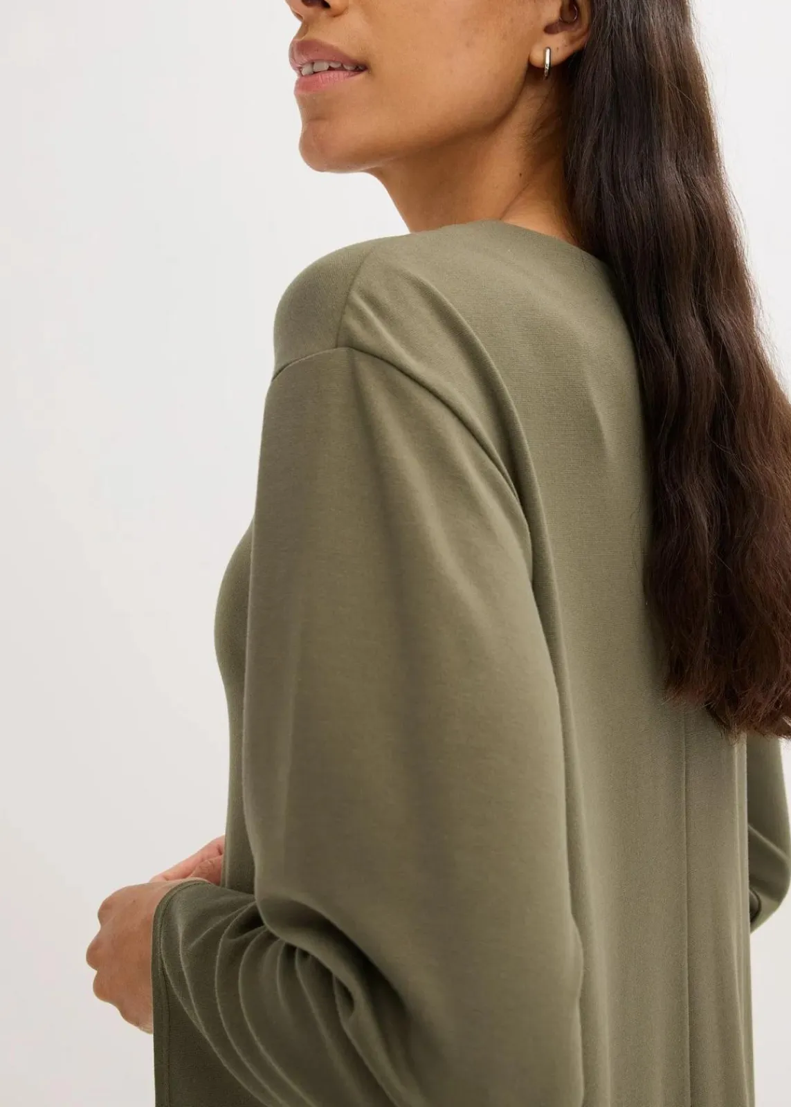 bonprix Kleider|Bekleidung·Pullover & Strickjacken^Kurzes Kleid mit Volant aus Punto di Roma dunkeloliv