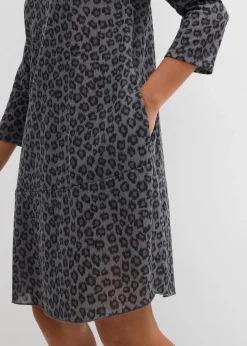 bonprix Kleider^Kurzes Shirtkleid in Strickoptik anthrazit/schwarz/rauchgrau leo bedruckt