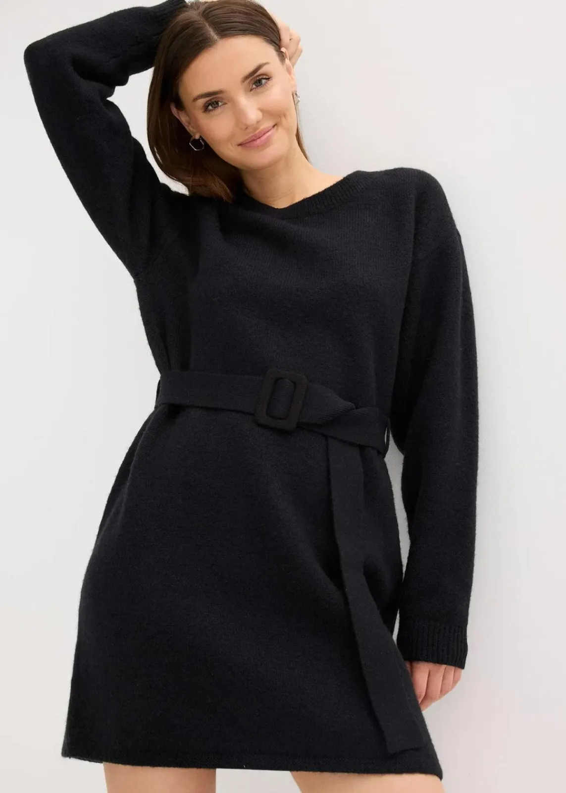bonprix Kleider|Strickmode^Kurzes Strickkleid mit softem Wollanteil und Gürtel schwarz