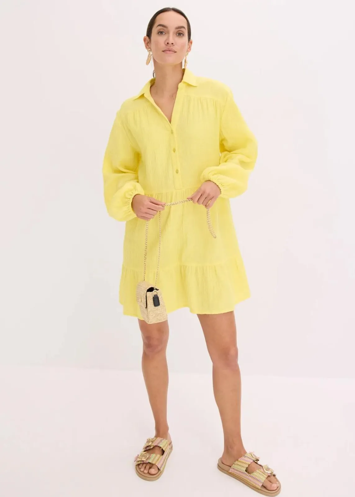 bonprix Bekleidung·Pullover & Strickjacken|Kleider^Kurzes Stufen-Kleid aus Musselin softgelb