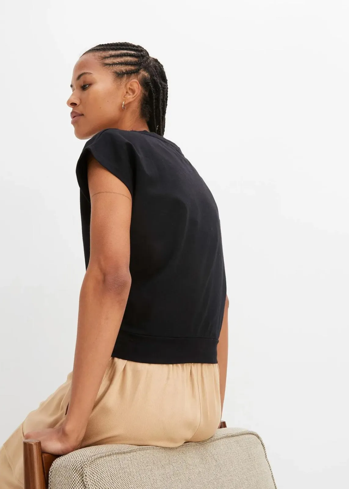 bonprix Shirts & Tops^Kurzes T-Shirt aus reiner Bio-Baumwolle schwarz