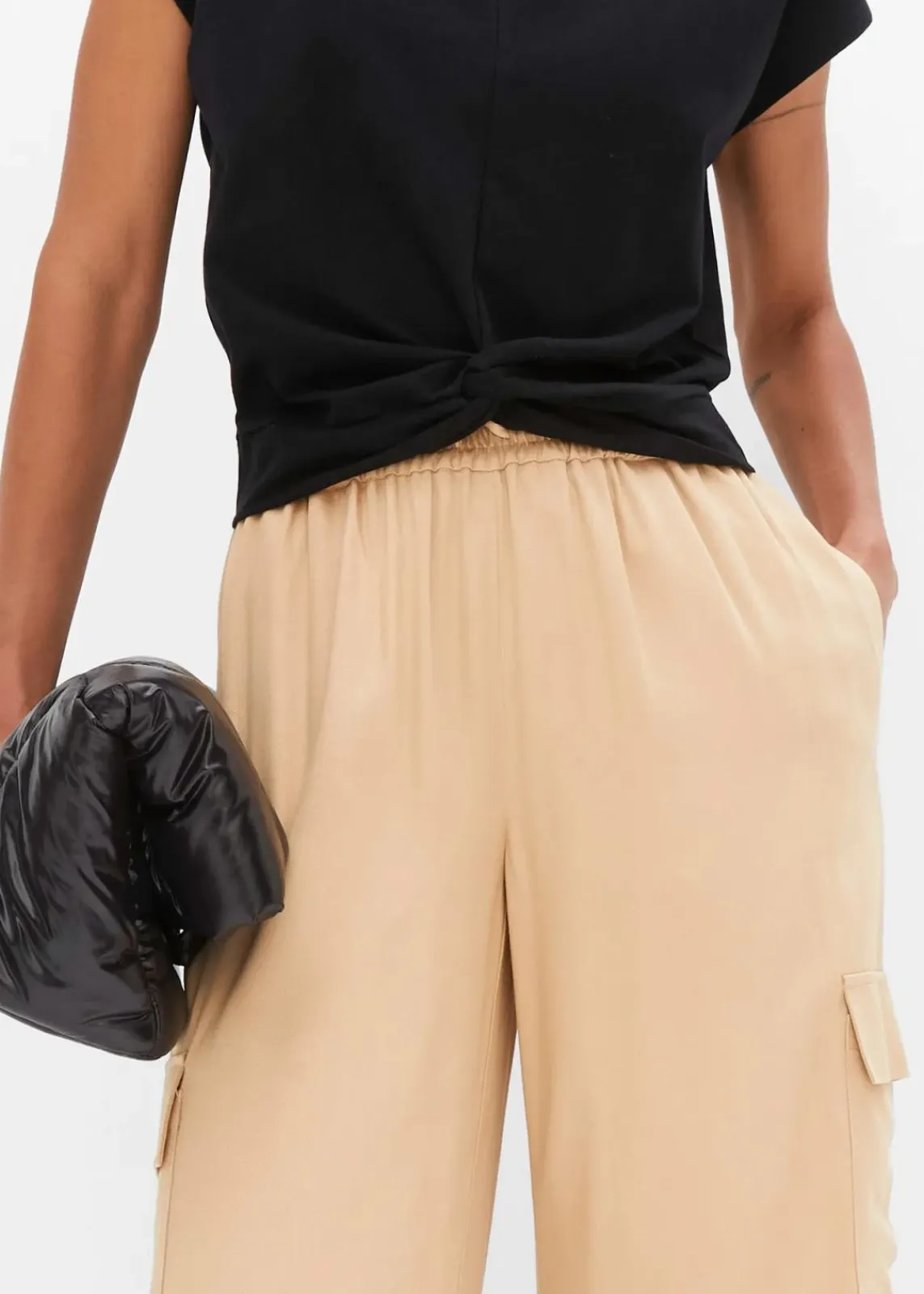 bonprix Shirts & Tops^Kurzes T-Shirt aus reiner Bio-Baumwolle schwarz