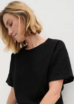 bonprix Shirts & Tops^Kurzshirt mit Lochstickerei schwarz