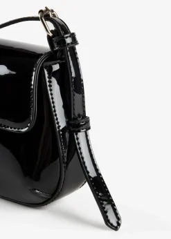 bonprix Taschen^Lacktasche schwarz