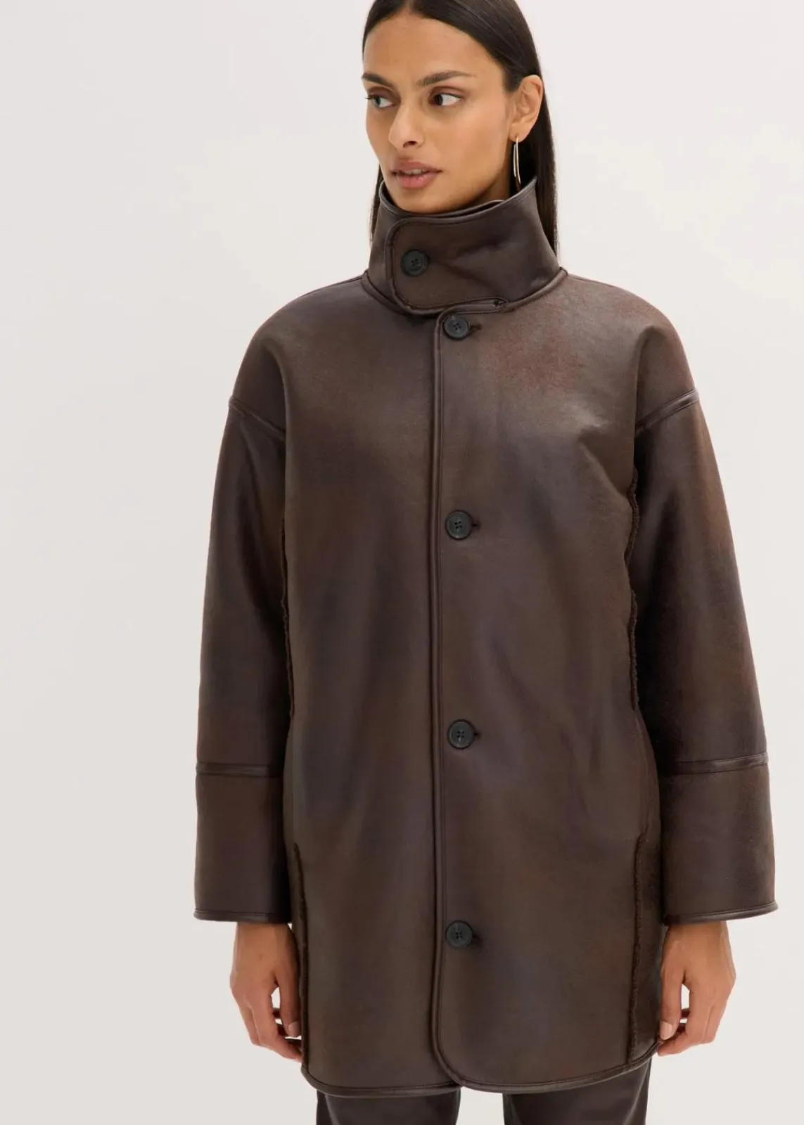 bonprix Bekleidung·Hosen|Jacken & Mäntel^Lammfellimitat-Jacke dunkelbraun