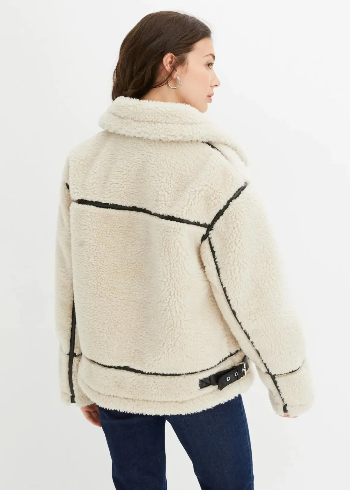 bonprix Bekleidung·Hosen|Nachhaltigere Materialien^Lammfellimitat-Jacke creme/schwarz