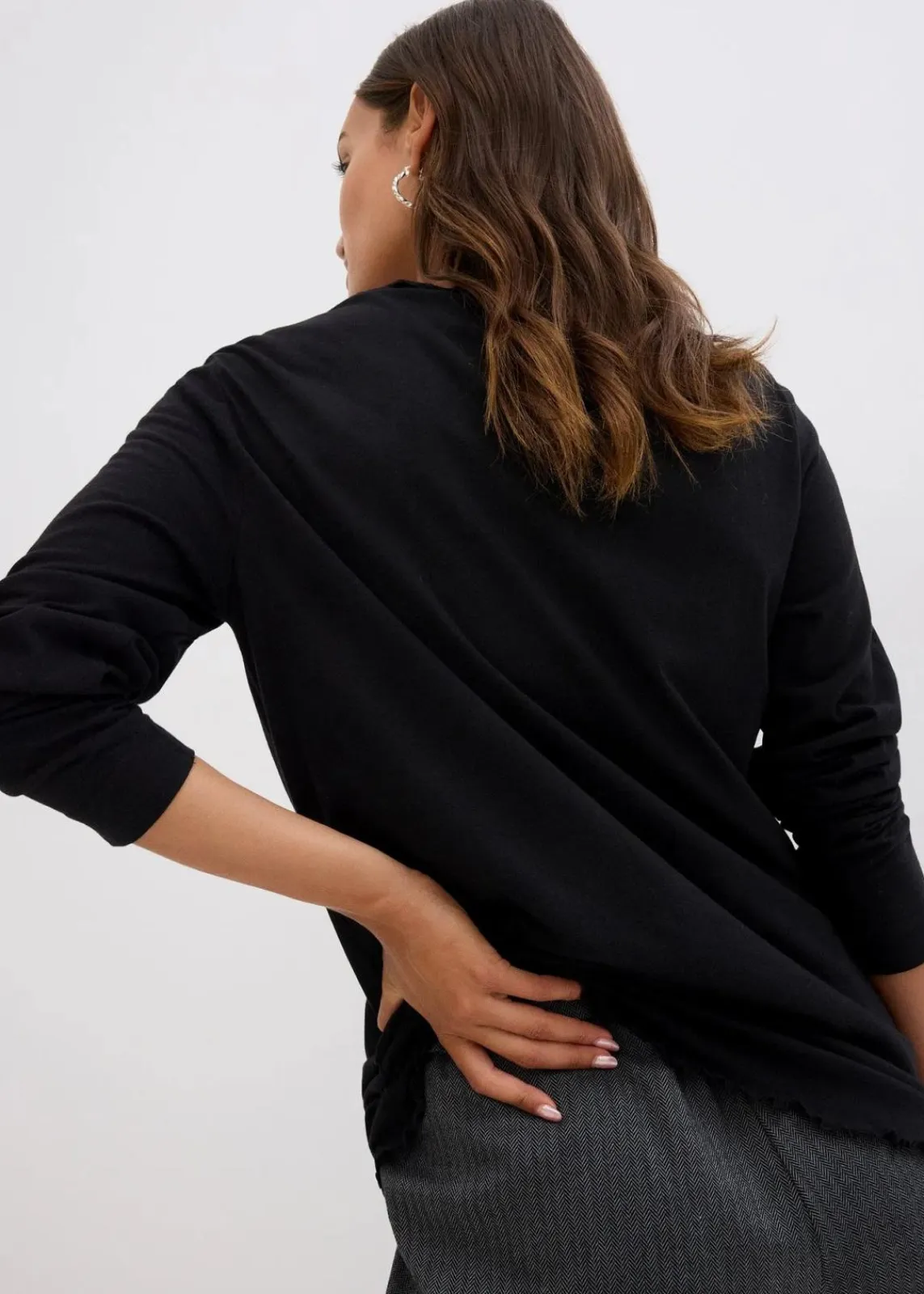 bonprix Shirts & Tops|Nachhaltigere Materialien^Langarmshirt aus Baumwollmix schwarz