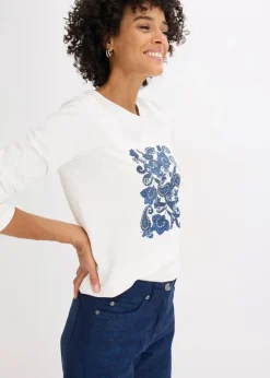 bonprix Nachhaltigere Materialien|Shirts & Tops^Langarmshirt aus Bio-Baumwolle mit dekorativem Print wollweiß/dunkelblau/hellindigo