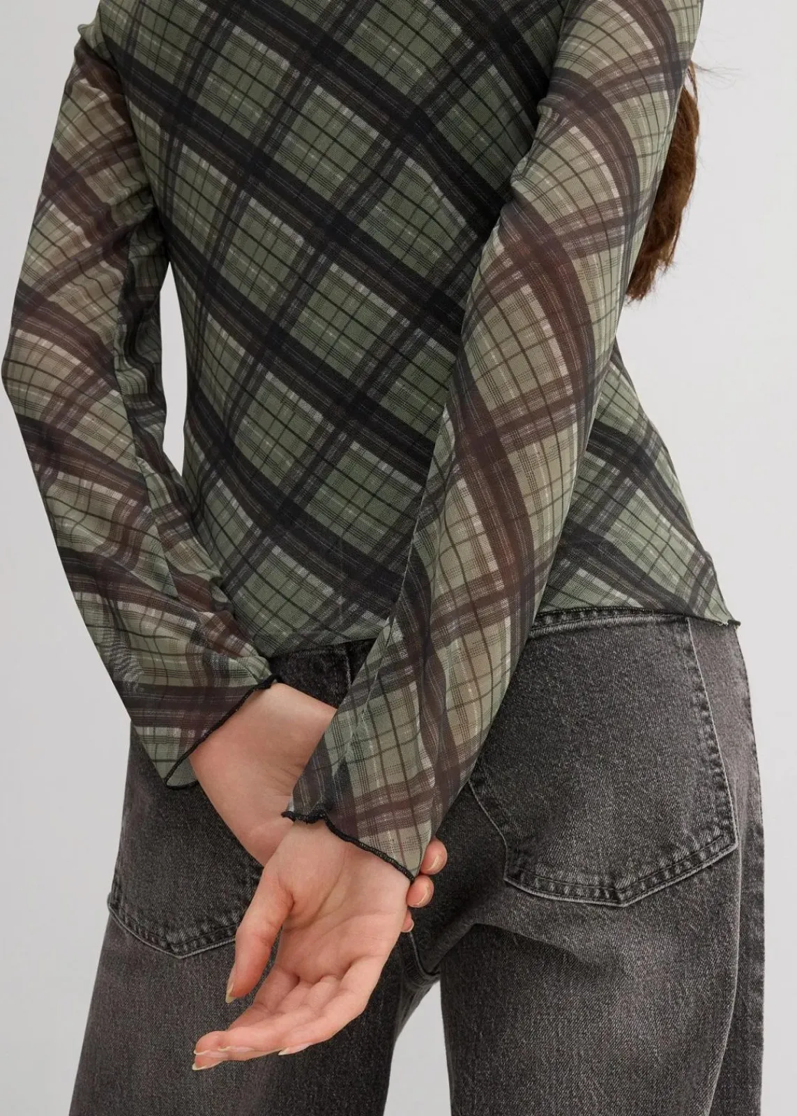 bonprix Shirts & Tops^Langarmshirt aus feinem Mesh oliv kariert