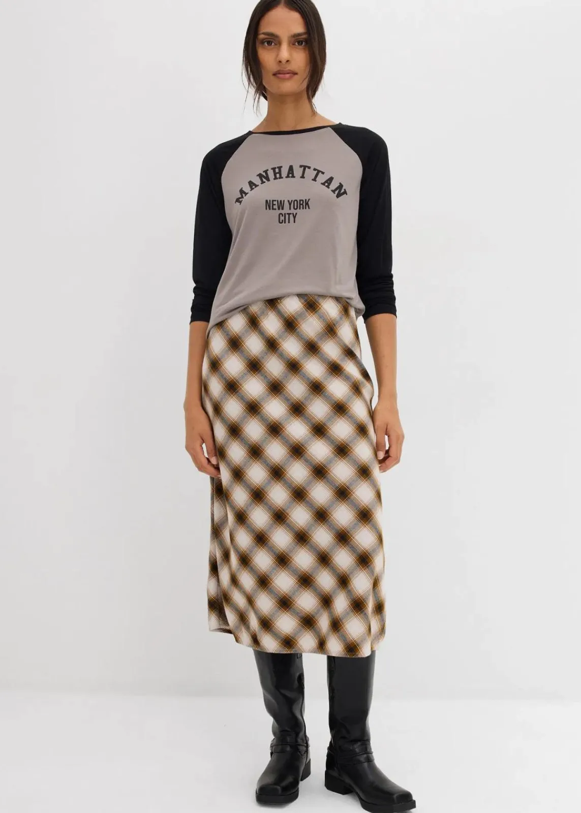 bonprix Shirts & Tops^Langarmshirt aus Jersey grau/schwarz bedruckt