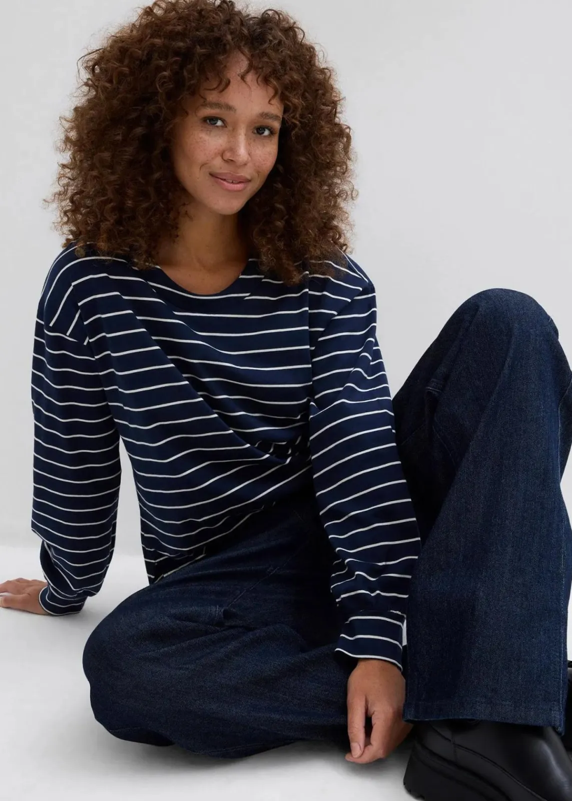 bonprix Shirts & Tops|Nachhaltigere Materialien^Langarmshirt aus reiner Bio-Baumwolle dunkelblau/wollweiß gestreift