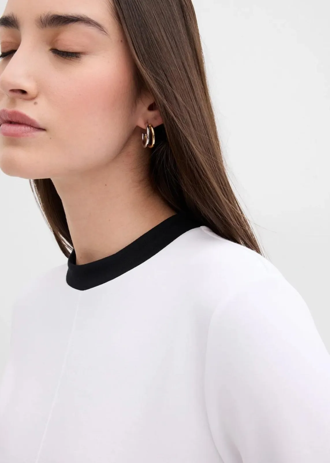 bonprix Shirts & Tops^Langarmshirt aus Viskose-Mix mit abgesetztem Turtleneck weiß/schwarz
