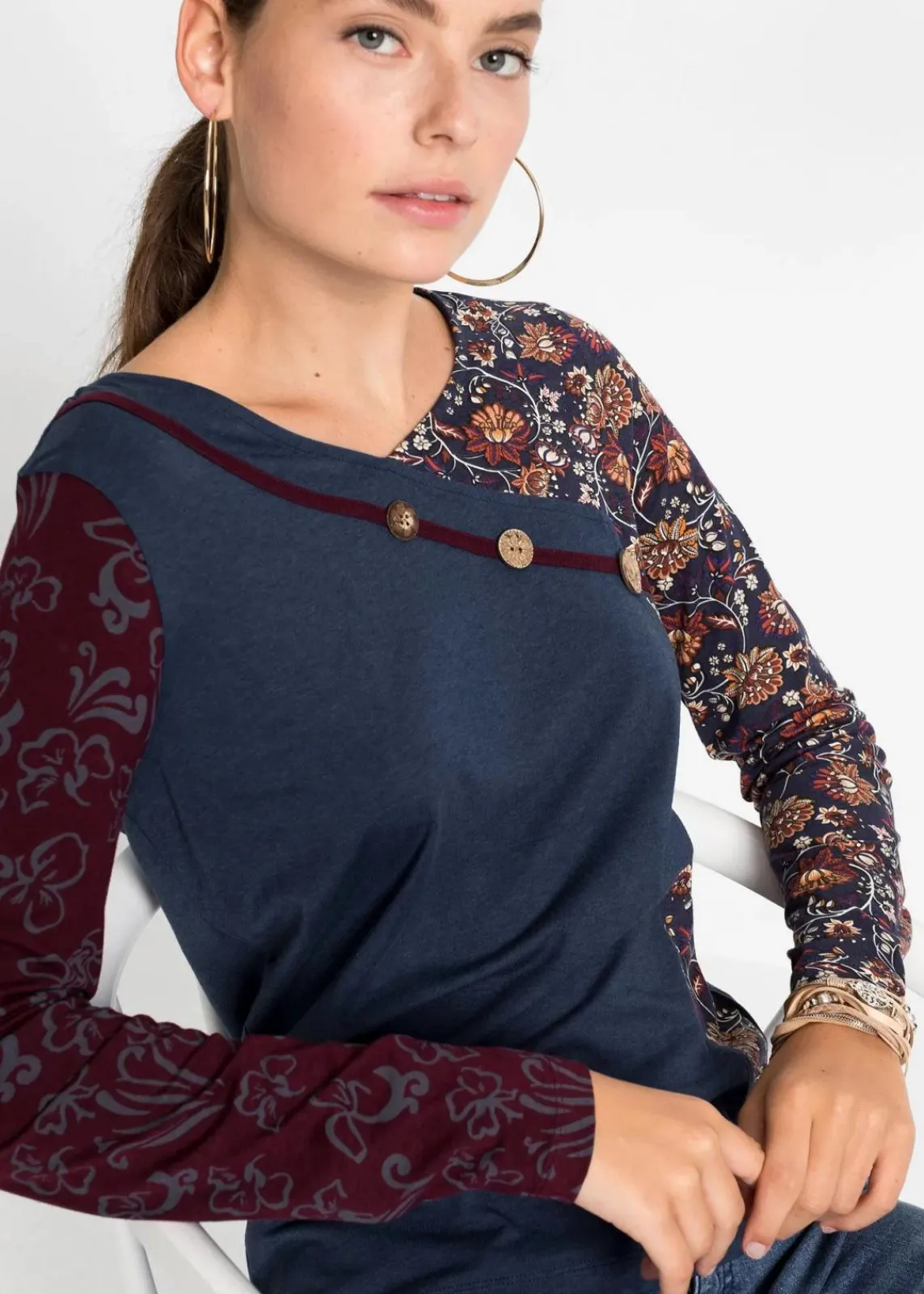 bonprix Shirts & Tops|Nachhaltigere Materialien^Langarmshirt mit Knöpfen dunkelblau bedruckt