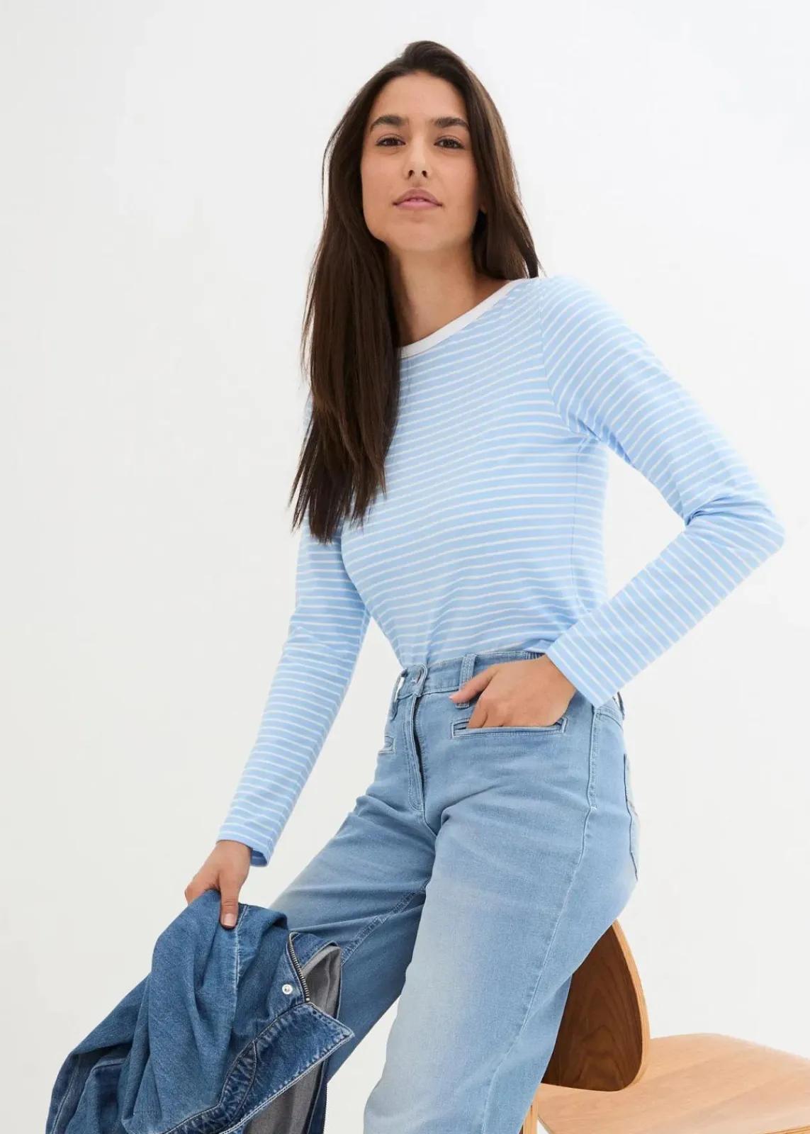 bonprix Nachhaltigere Materialien|Shirts & Tops^Langarmshirt mit reiner Bio-Baumwolle hellblau/weiß gestreift