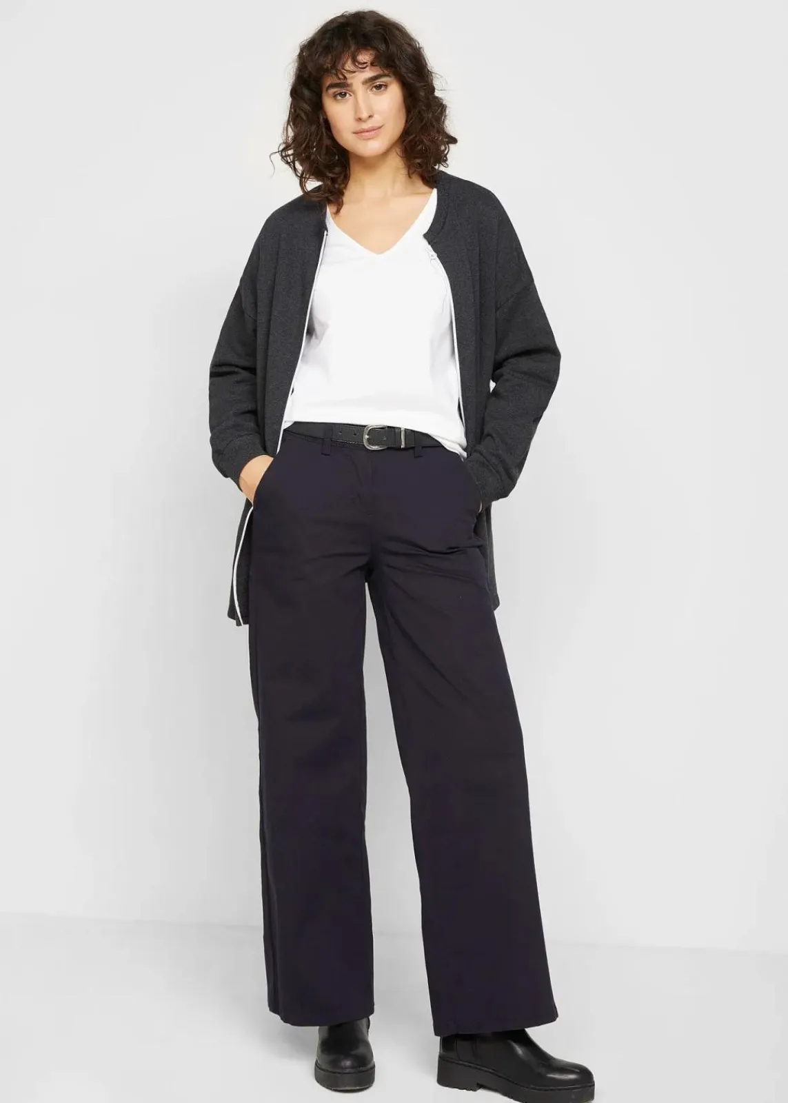 bonprix Bekleidung·Röcke|Basics^Langarmshirt mit reiner Bio-Baumwolle weiß
