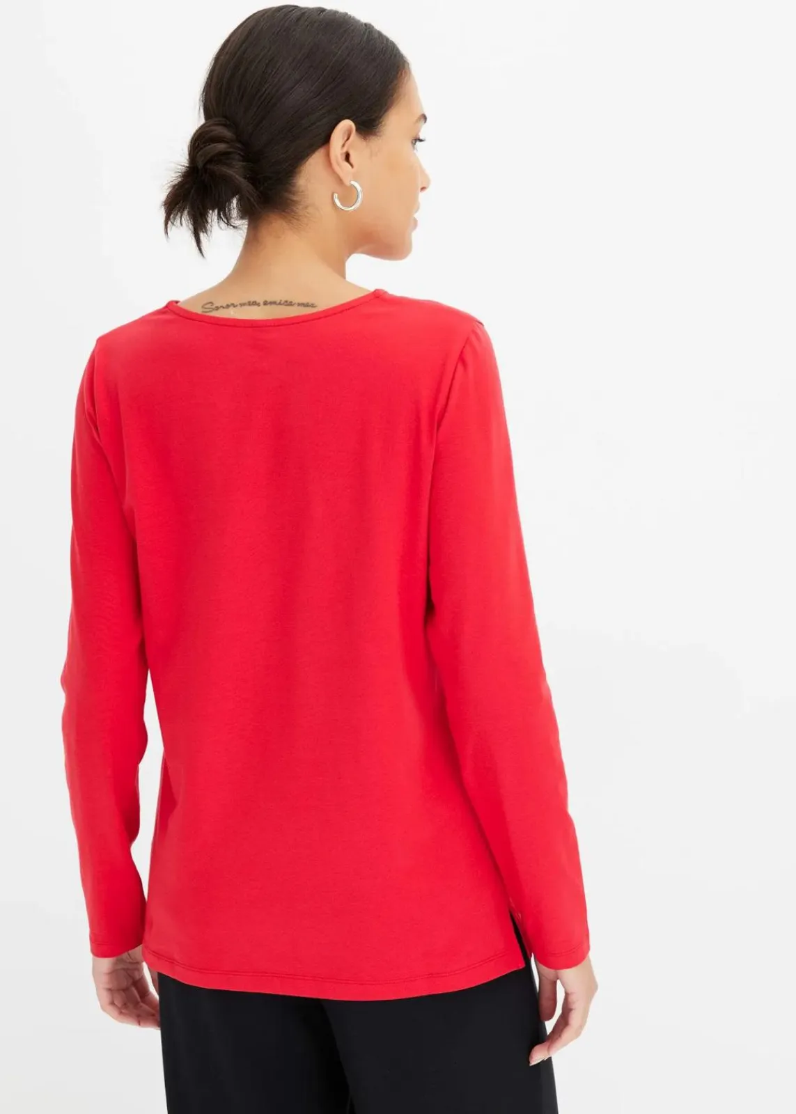 bonprix Shirts & Tops^Langarmshirt mit Ösen rot
