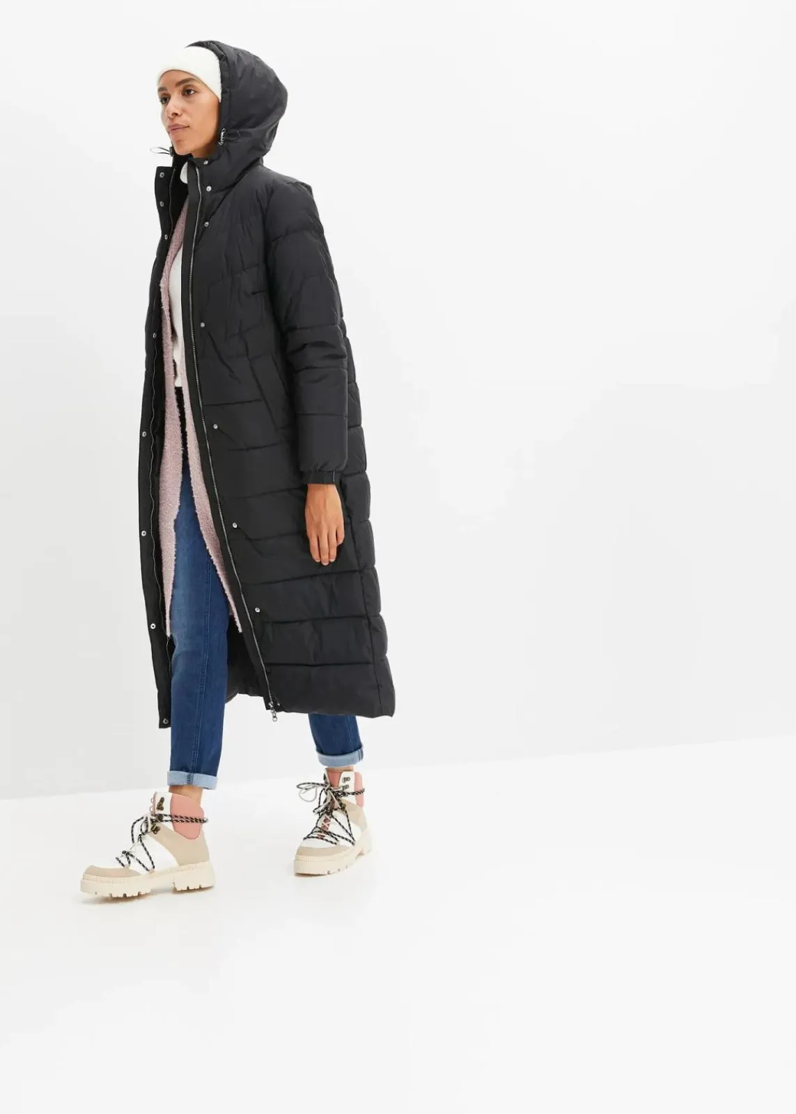 bonprix Jacken & Mäntel|Bekleidung·Hosen^Langer Stepp-Mantel mit Kapuze schwarz