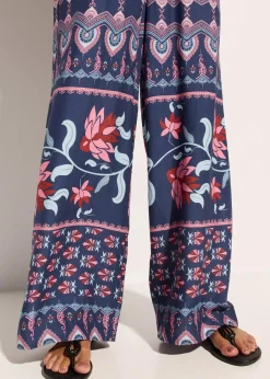 bonprix Strandmode|Jumpsuits^Langer Strandjumpsuit aus fließender Viskose blau/rosa bedruckt