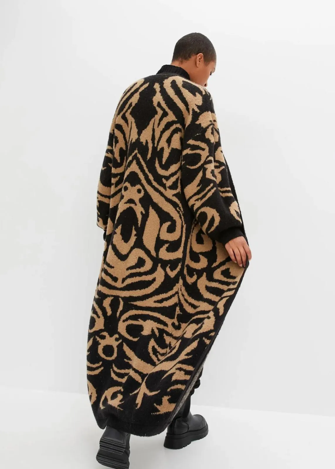 bonprix Bekleidung·Umstandsmode|Bekleidung·Jeans^Langer Strickmantel schwarz/khakibeige