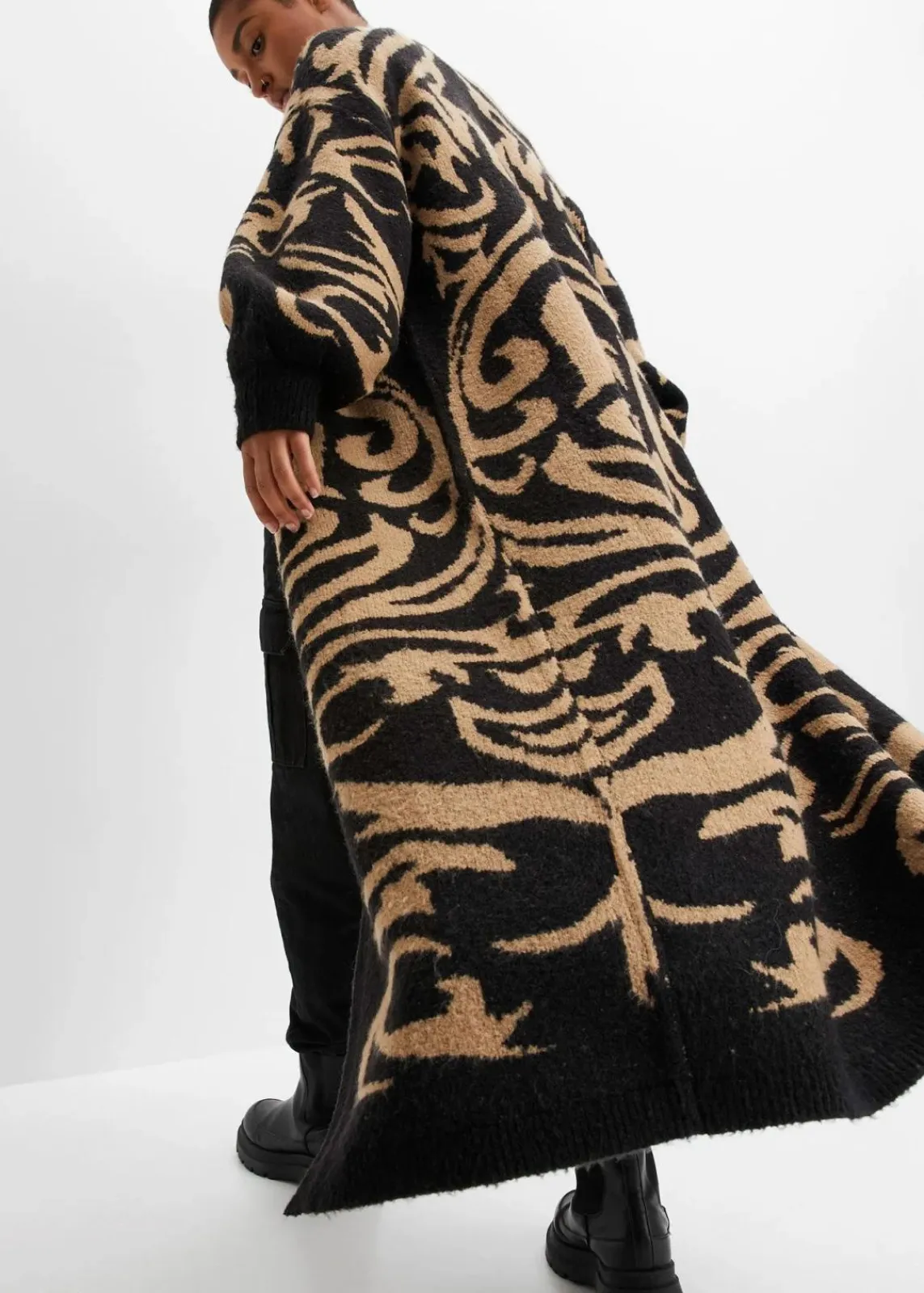 bonprix Bekleidung·Umstandsmode|Bekleidung·Jeans^Langer Strickmantel schwarz/khakibeige