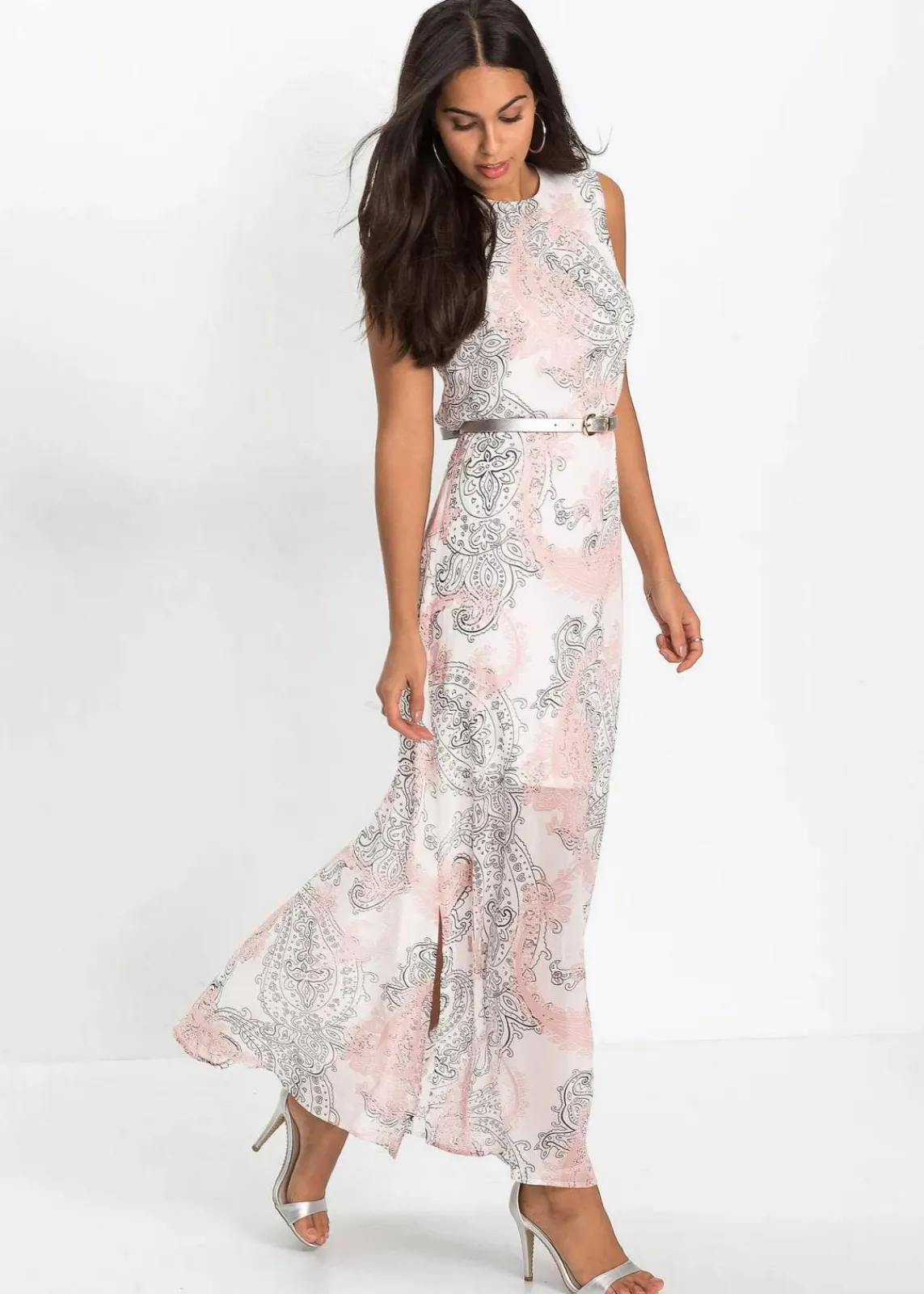 bonprix Kleider|Bekleidung·Pullover & Strickjacken^Langes Chiffonkleid wollweiß paisley
