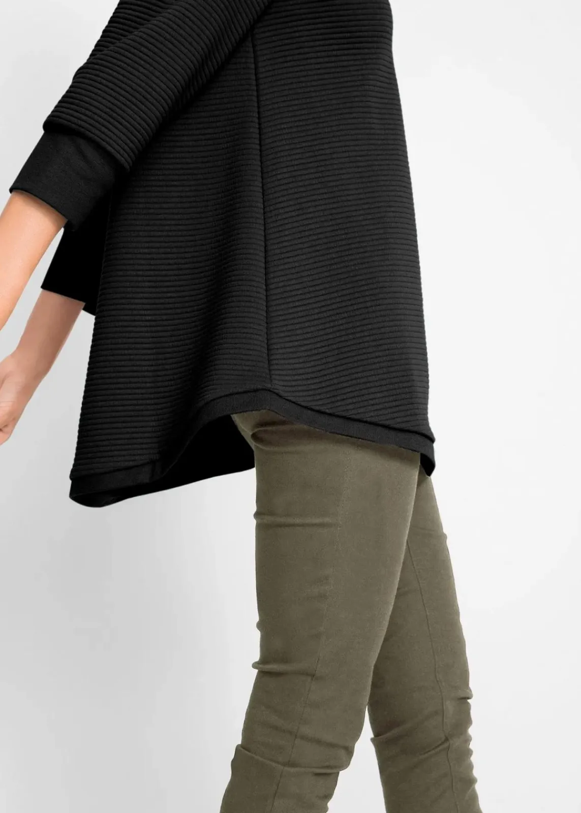 bonprix Sweat|Bekleidung·Blusen & Tuniken^Langes Sweatshirt mit Viskose schwarz